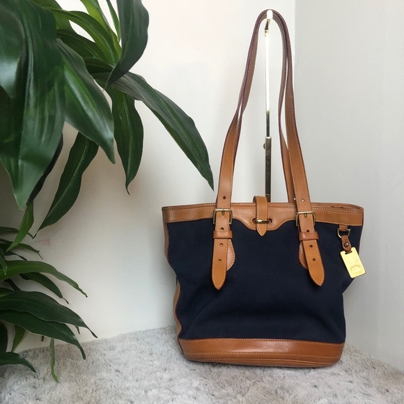 Dooney & Bourke Handbags - Dooney & Bourke Vintage Cabriolet Bucket Bag